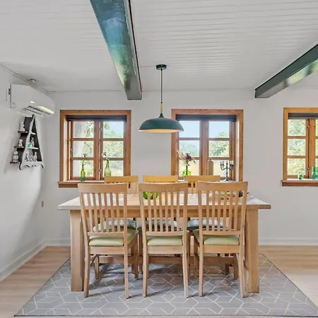 1 Bedroom Awesome In Ferienhaus *