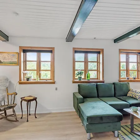 Hébergement de vacances 1 Bedroom Awesome In *