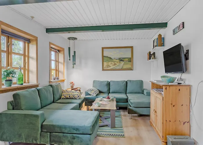 1 Bedroom Awesome In Ferienhaus